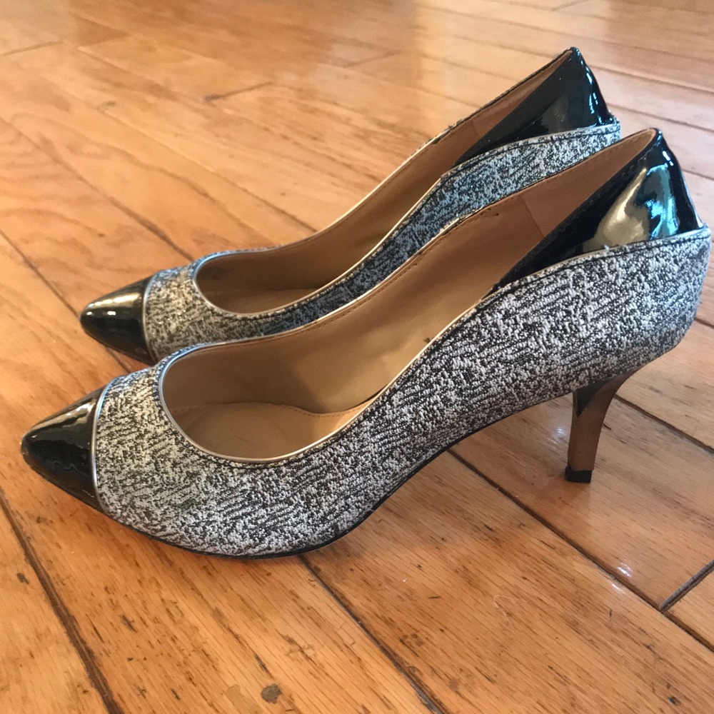 Classic pair of black & silver heels